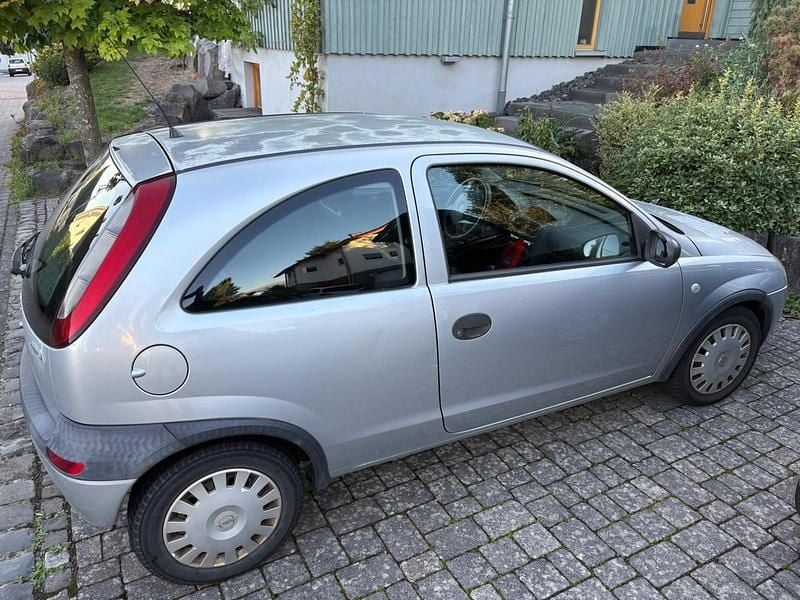 Gebraucht Opel Corsa 60 PS (44 kW) 2002 Silber Kleinwagen