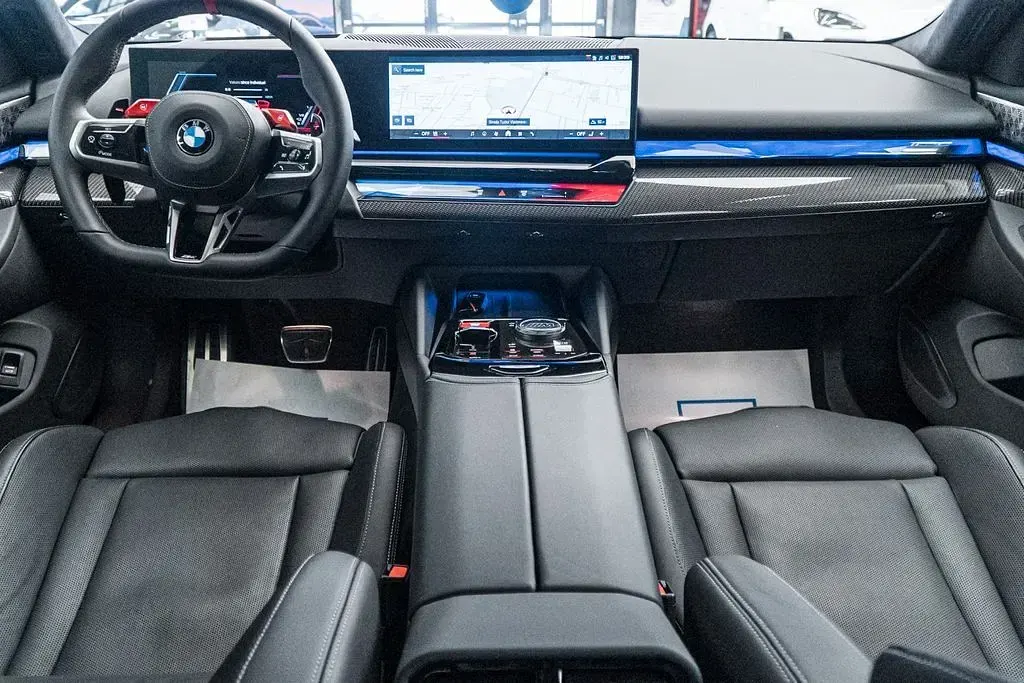 Gebraucht BMW M5 Basis 727 PS (534 kW) 2024 Gelb Limousine