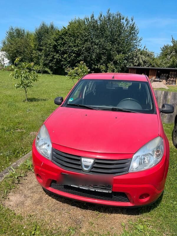 Rot Gebraucht 2008 Dacia Sandero Kleinwagen | 650 € (Fairer Preis) - Bild 1/4