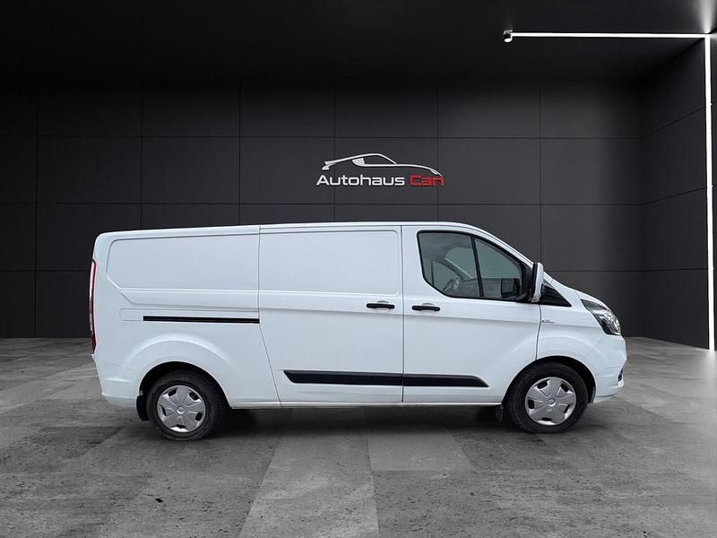 Gebraucht Ford Transit Custom Trend 131 PS (96 kW) 2020 Weiß Van / Kleinbus