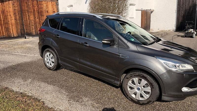 Gebraucht Ford Kuga SYNC Edition 140 PS (102 kW) 2014 Grau SUV