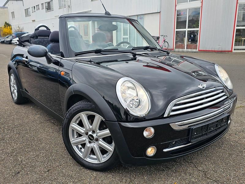 Schwarz Gebraucht 2005 Mini One Cabriolet Cabrio | 4.490 € (Etwas zu teuer) - Bild 1/4