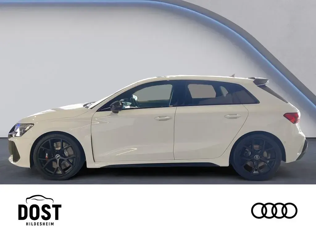 Neu Audi RS3 Sport 400 PS (294 kW) 2026 Weiß Limousine