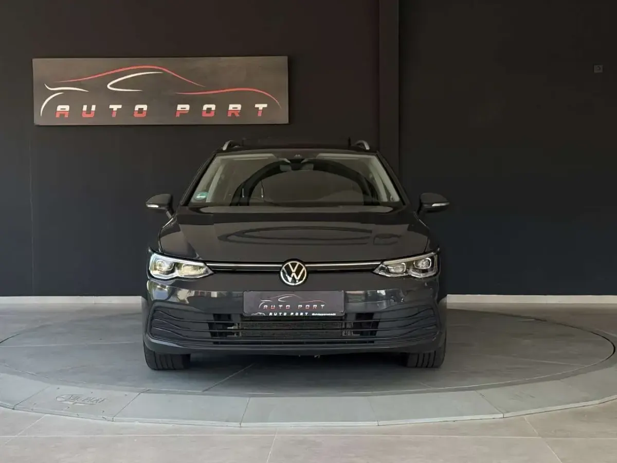 Used VW Golf VIII 150 HP (110 kW) 2021 Grey Estate