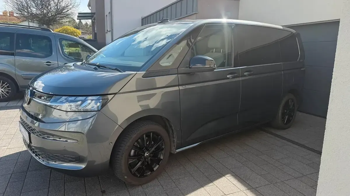 Usata VW T7 Goal 204 CV (150 kW) 2025 Grigio Furgone