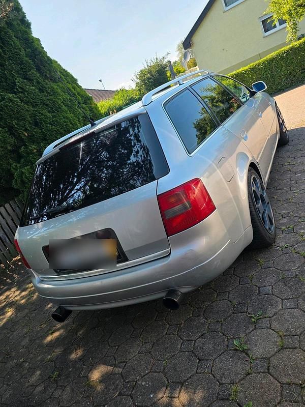 Silber Gebraucht 2000 Audi A6 Kombi | 4.400 € (Teuer) - Bild 1/4