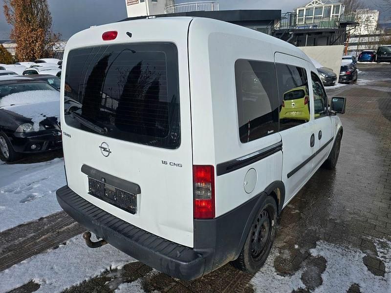Gebraucht Opel Combo Basis 97 PS (71 kW) 2006 Weiß Van / Kleinbus
