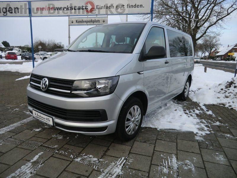 Gebraucht VW Multivan Trendline 114 PS (83 kW) 2017 Silber Van