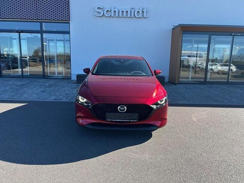 Gebraucht Mazda 3 122 PS (89 kW) 2022 Rot Limousine