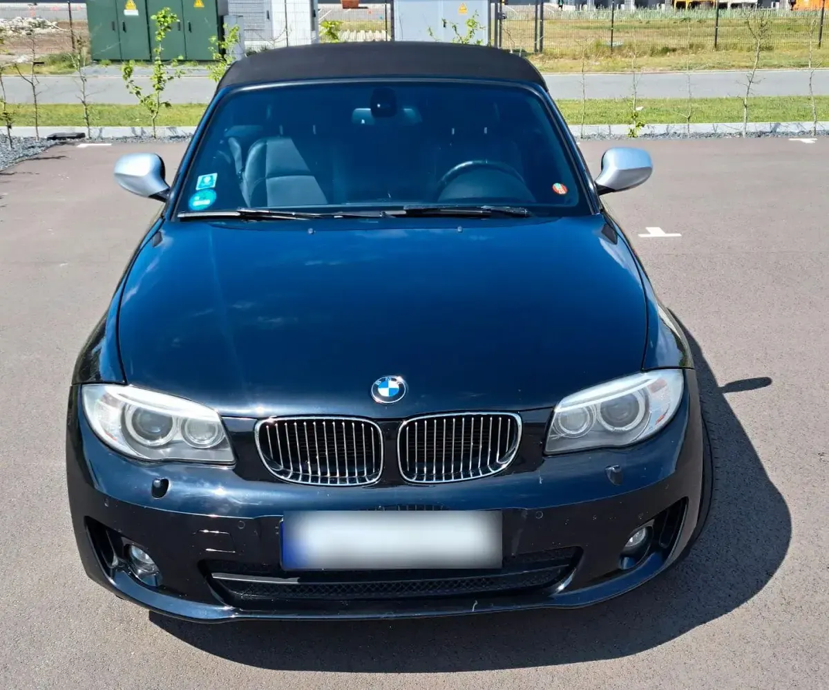 Gebraucht BMW 118 Cabriolet 143 PS (105 kW) 2013 Schwarz Cabrio
