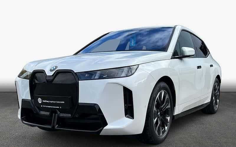 Weiß Neu 2025 BMW iX SUV | 90.990 € (Teuer) - Bild 1/4