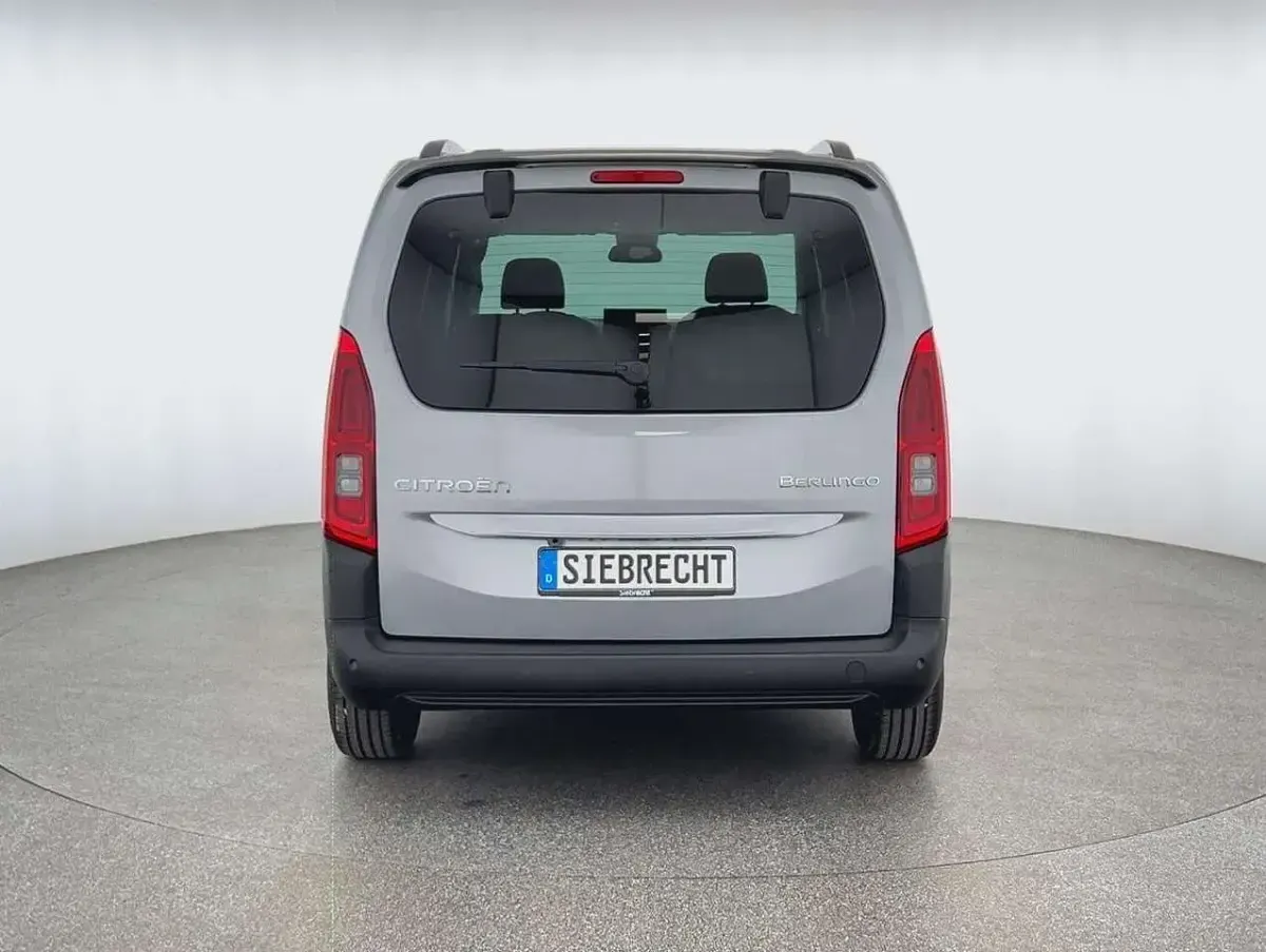 Neu Citroën Berlingo 131 PS (96 kW) 2026 Grau Van / Kleinbus