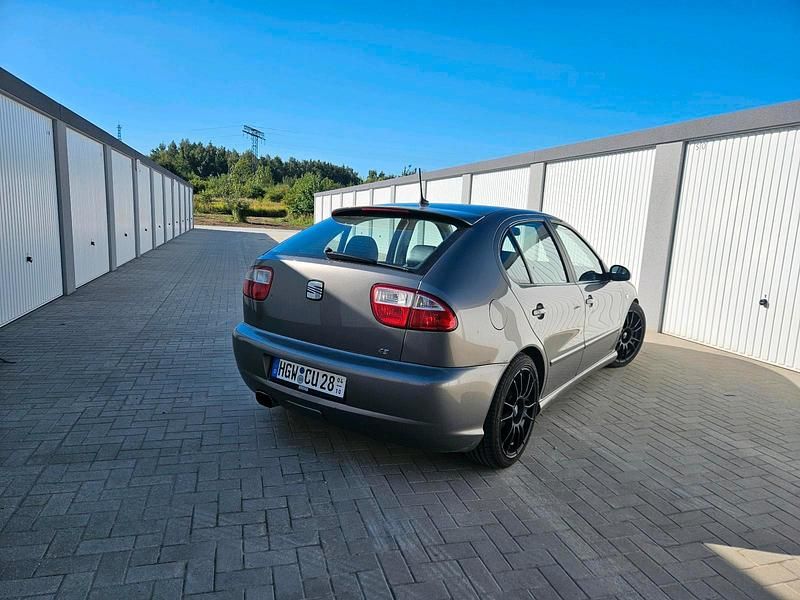 Second-hand Seat Leon CUPRA 204 CP (150 kW) 2003 Gri Hatchback