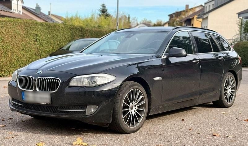 Schwarz Gebraucht 2013 BMW 525 Kombi | 7.450 € (Superpreis) - Bild 1/4