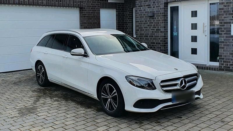 Second-hand Mercedes E220 194 CP (142 kW) 2017 Alb Break