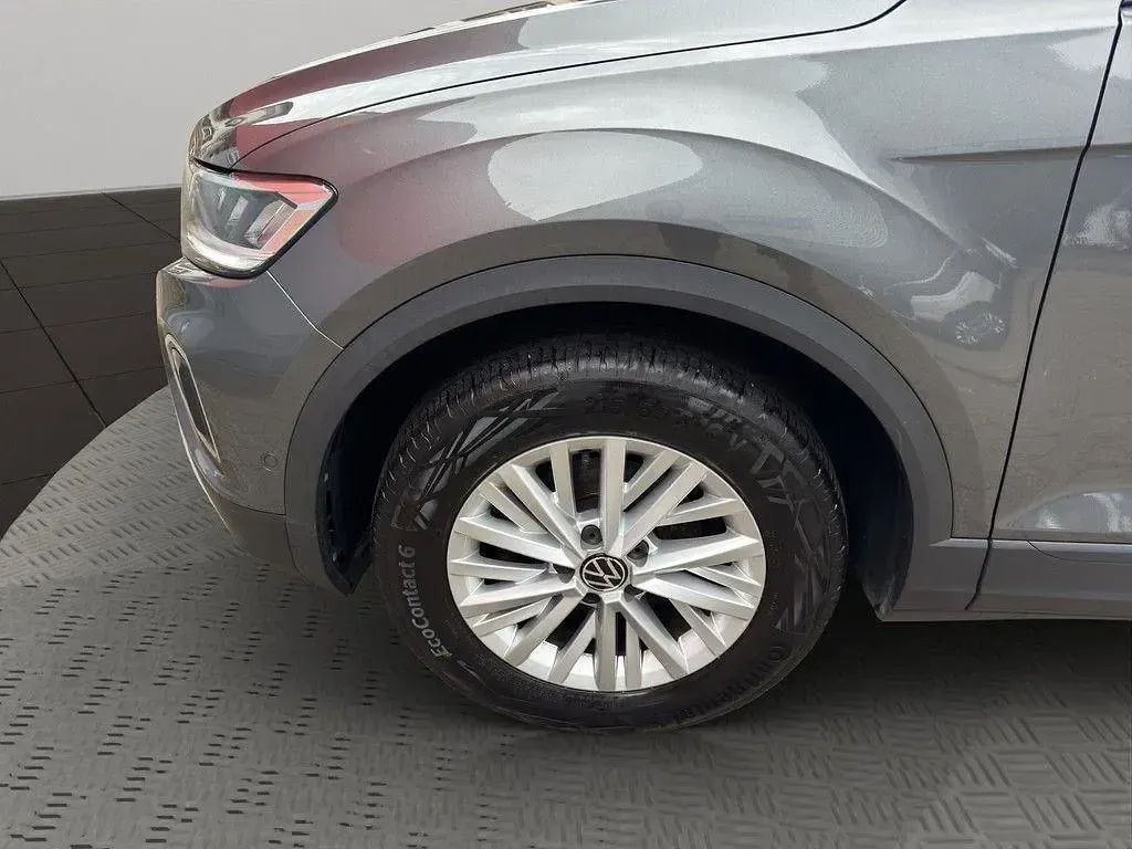 Gebraucht VW T-Roc Life 116 PS (85 kW) 2022 Grau SUV