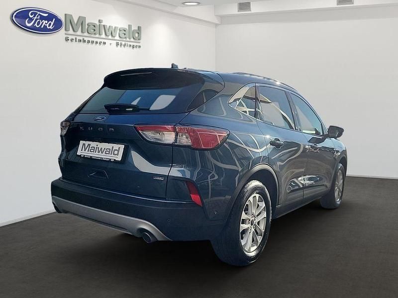 Używany Ford Kuga Titanium 224 KM (164 kW) 2021 Niebieski SUV
