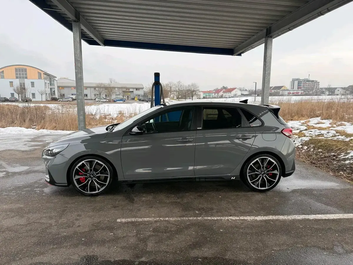 Gebraucht Hyundai i30 275 PS (202 kW) 2020 Grau Kleinwagen