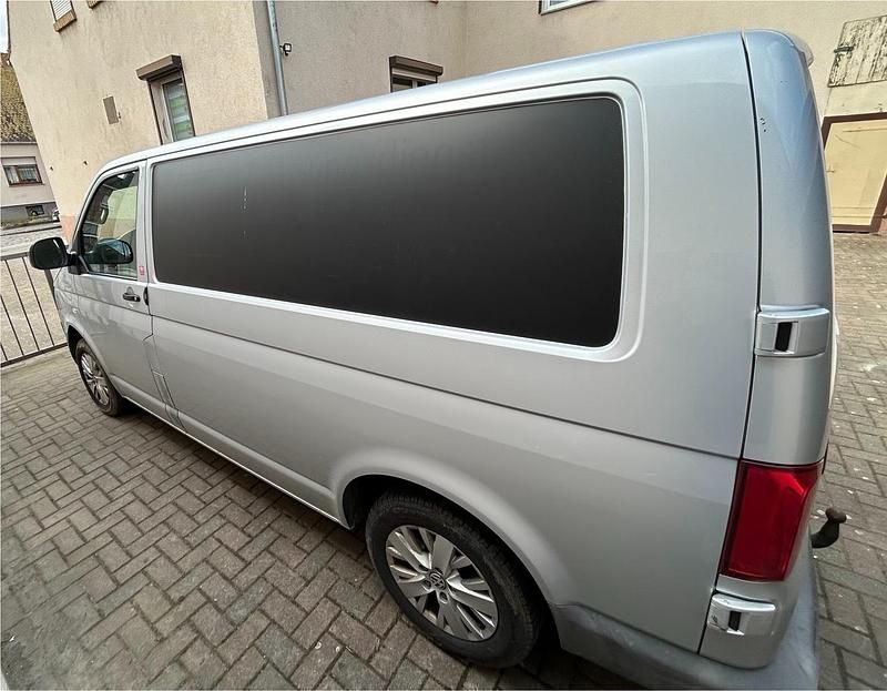 Gebraucht VW Transporter 140 PS (102 kW) 2011 Silber Van