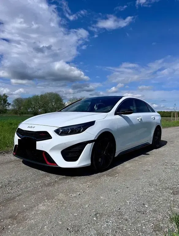 Gebraucht Kia ProCeed GT 204 PS (150 kW) 2022 Weiß Kombi
