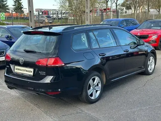 Gebraucht VW Golf VII Comfortline 150 PS (110 kW) 2014 Deep black perleffekt (metallic) Kombi