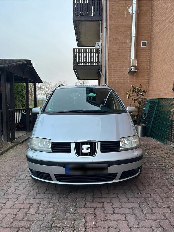 Second-hand Seat Alhambra 140 CP (102 kW) 2007 Argintiu Monovolum