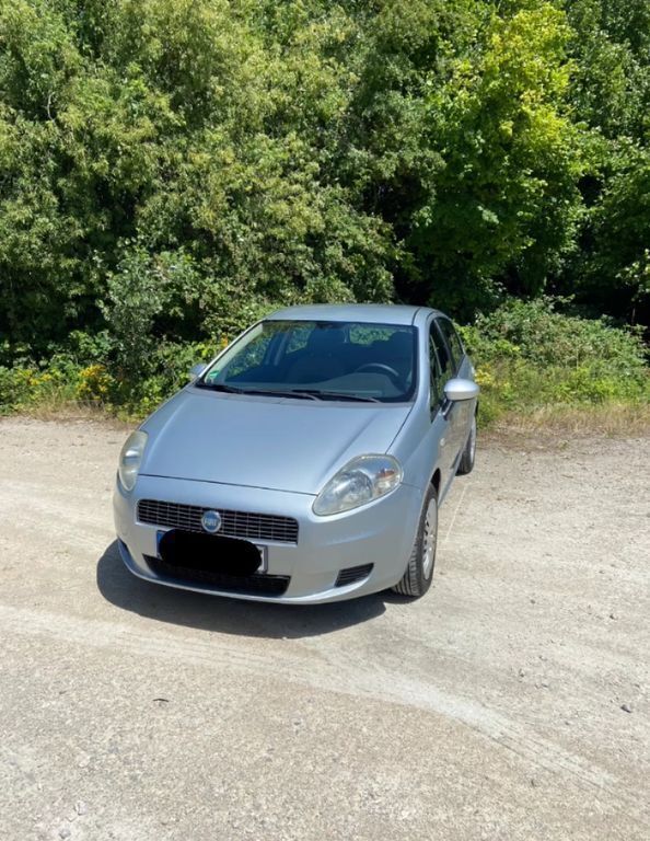 Silber Gebraucht 2007 Fiat Grande Punto Dynamic Kleinwagen | 2.290 € (Fairer Preis) - Bild 1/4