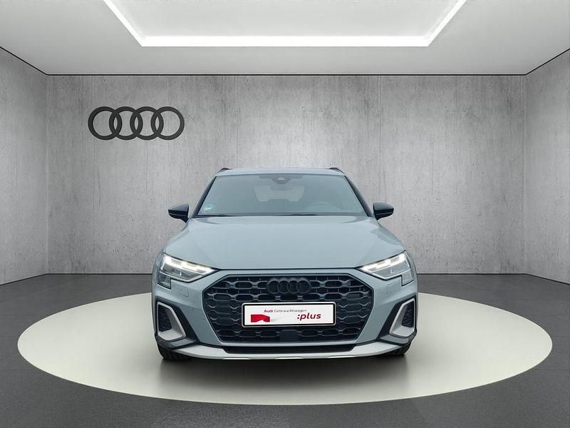 Gebraucht Audi A3 S-Line 150 PS (110 kW) 2025 Grau Limousine