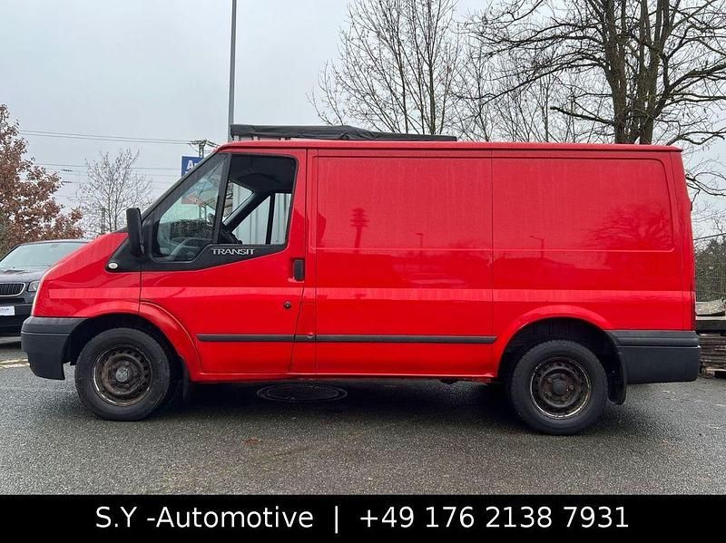 Gebraucht Ford Transit 101 PS (74 kW) 2013 Rot Van / Kleinbus