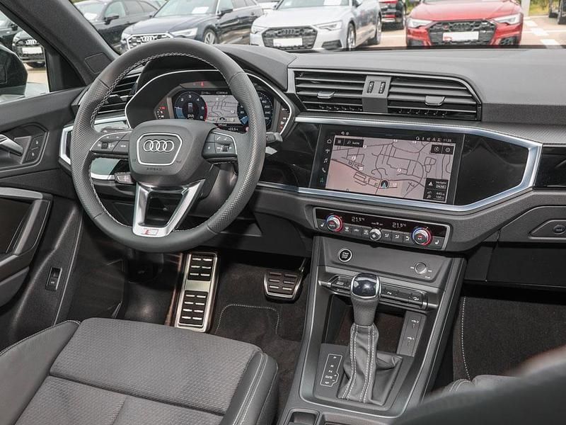 Gebraucht Audi Q3 S-Line 193 PS (141 kW) 2025 Gletscherweiß SUV