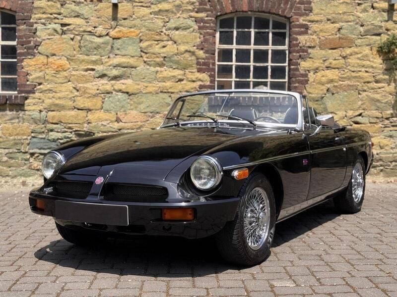 Schwarz Gebraucht 1978 MG B Cabrio | 15.900 € - Bild 1/3