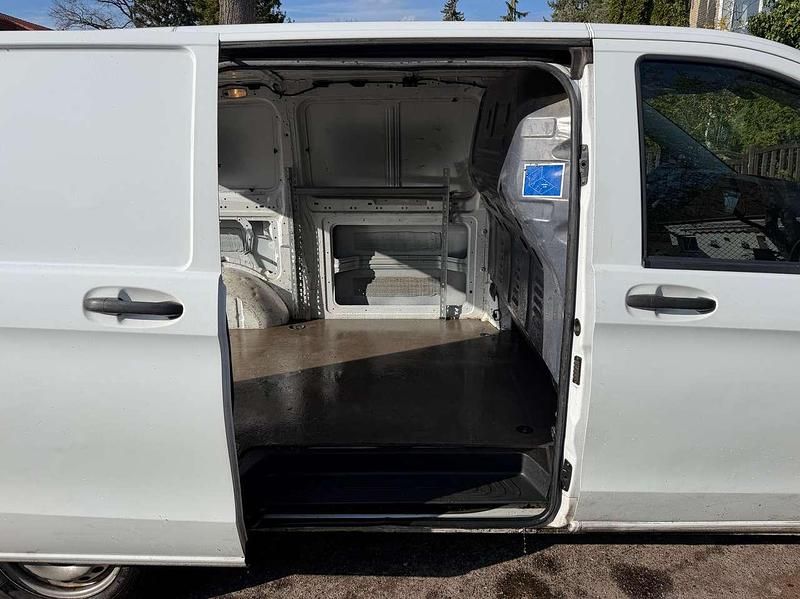 Gebraucht Mercedes Vito 114 PS (83 kW) 2017 Weiß Van