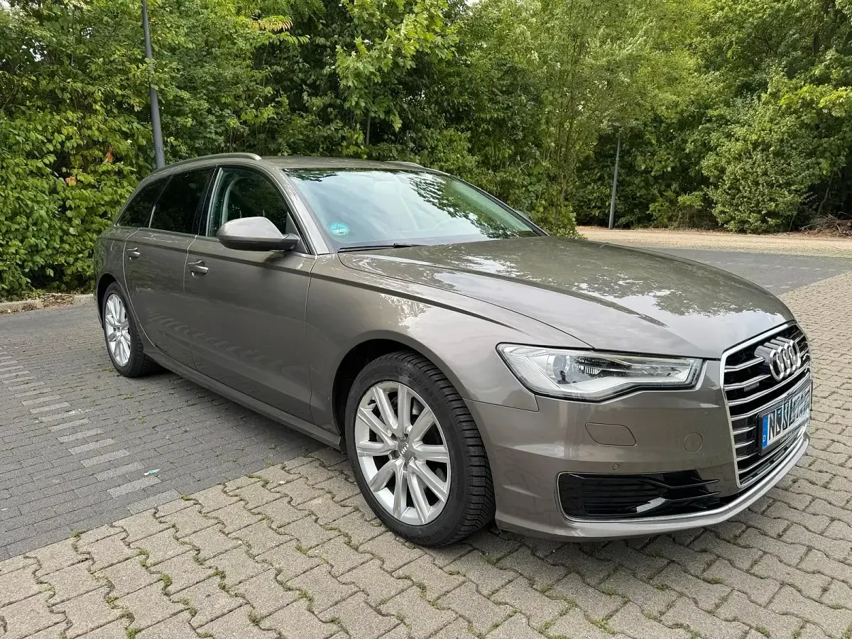 Gebraucht Audi A6 218 PS (160 kW) 2015 Grau Kombi