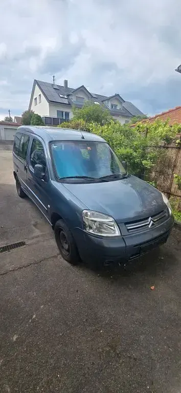 Gebraucht Citroën Berlingo 75 PS (55 kW) 2007 Blau Van / Kleinbus