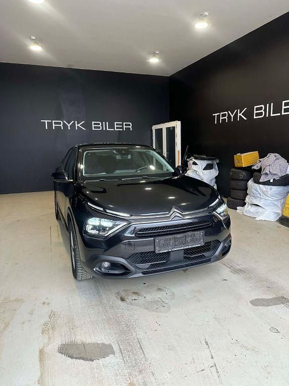 Gebraucht Citroën C4 Feel 110 PS (80 kW) 2021 Schwarz Limousine