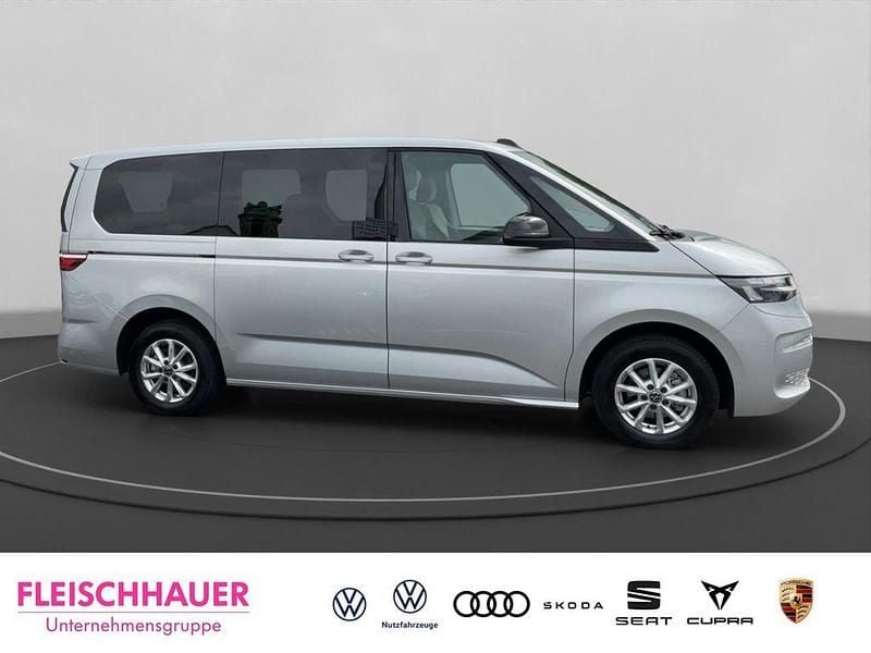 Gebraucht VW Multivan Life 150 PS (110 kW) 2024 Silber Van