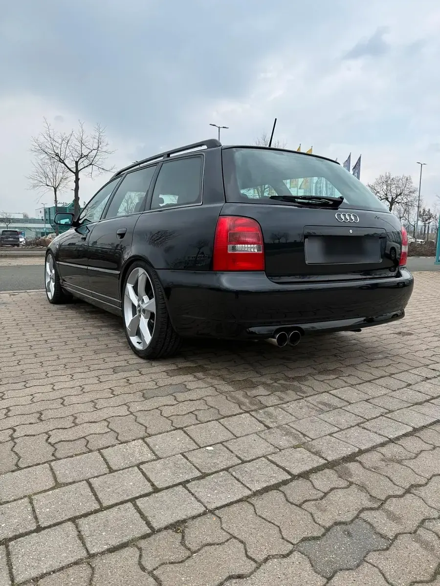 Second-hand Audi S4 265 CP (194 kW) 2001 Negru Break