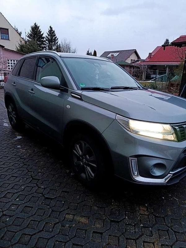 Gebraucht Suzuki Vitara 129 PS (94 kW) 2023 SUV