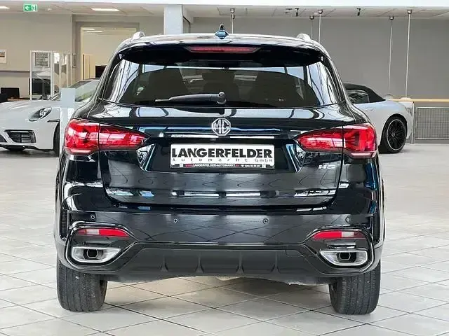 Używany MG HS Luxury 162 KM (119 kW) 2024 Czarny SUV