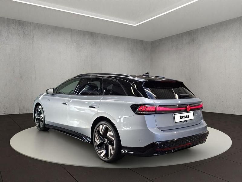 Neu VW ID.7 GTX 250 kW (340 PS) 2026 Silber Kombi