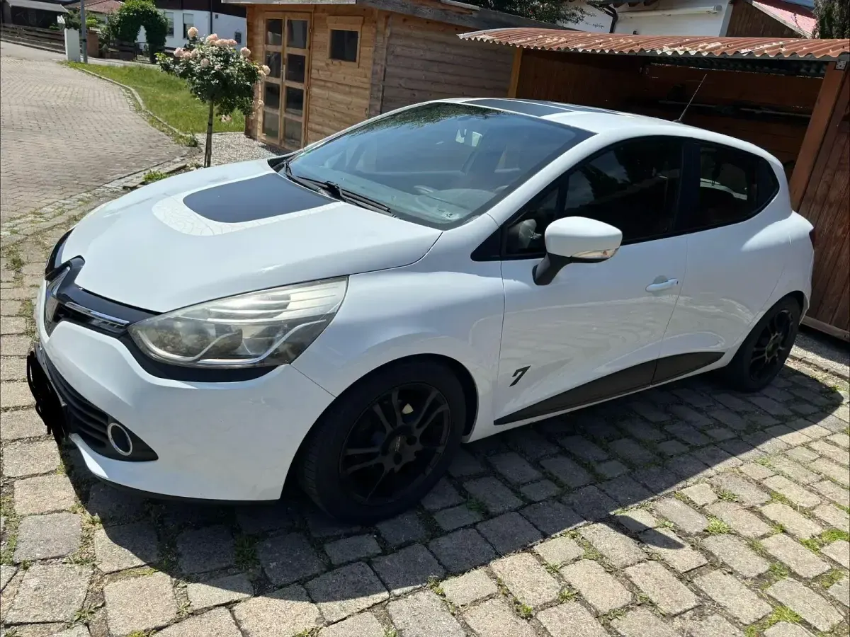 Gebraucht Renault Clio IV Dynamique 90 PS (66 kW) 2012 Weiß Kleinwagen