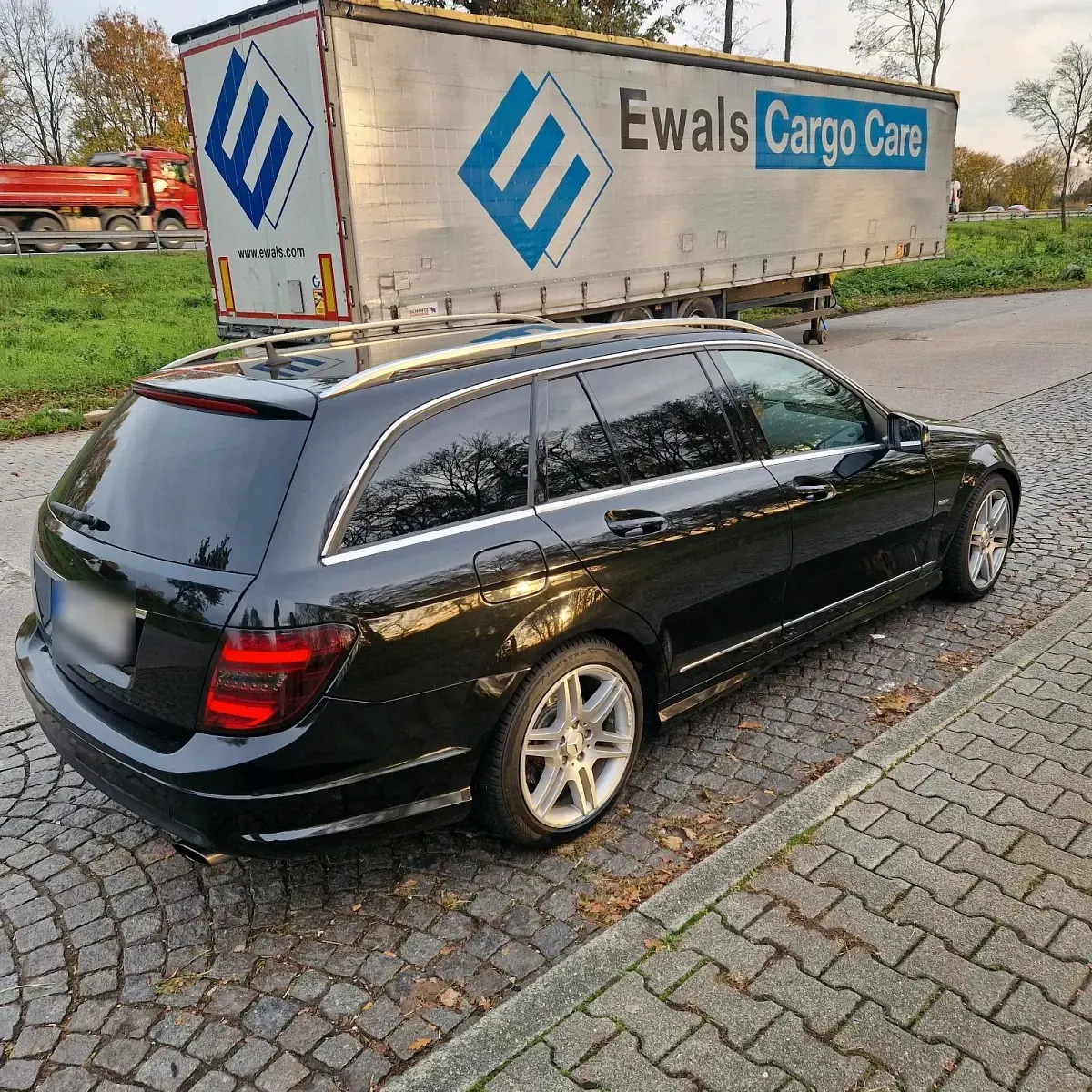 Gebraucht Mercedes C350 231 PS (169 kW) 2010 Schwarz Kombi