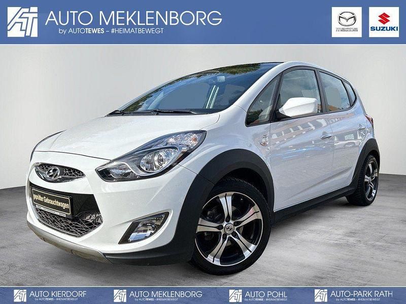 Polar white / sol Gebraucht 2015 Hyundai ix20 Van / Kleinbus | 9.490 € (Fairer Preis) - Bild 1/4