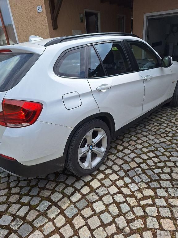 Usata BMW X1 Efficient Dynamics 177 CV (130 kW) 2012 Bianco SUV