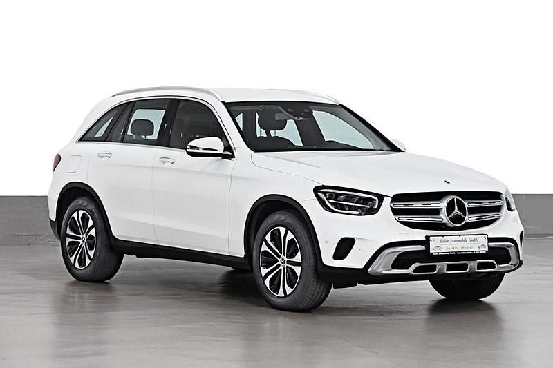 Weiß Gebraucht 2020 Mercedes GLC220 SUV | 32.990 € (Fairer Preis) - Bild 1/4