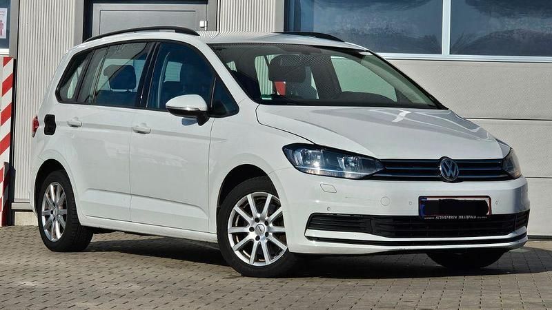 Gebraucht VW Touran 150 PS (110 kW) 2017 Weiß Van / Kleinbus