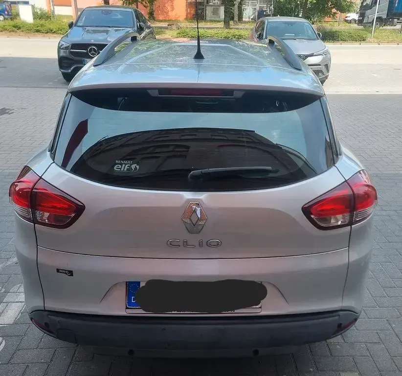 Gebraucht Renault Clio Dynamique 73 PS (53 kW) 2015 Silber Limousine