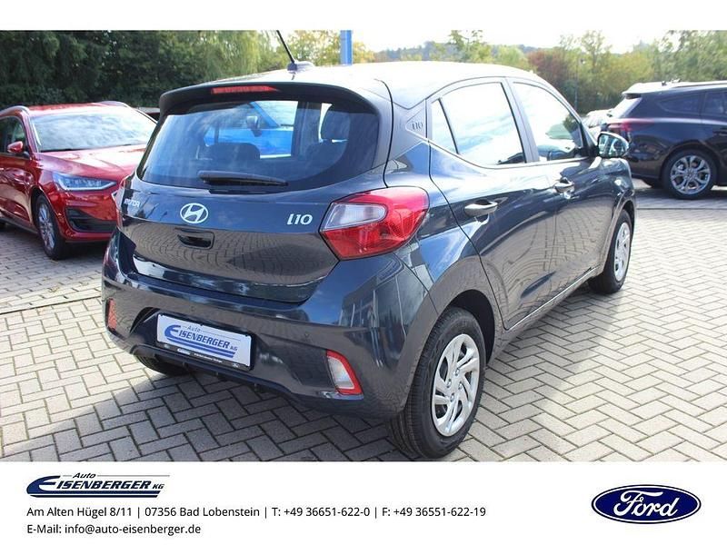 Neu Hyundai i10 Select 63 PS (46 kW) 2025 Grau Kleinwagen