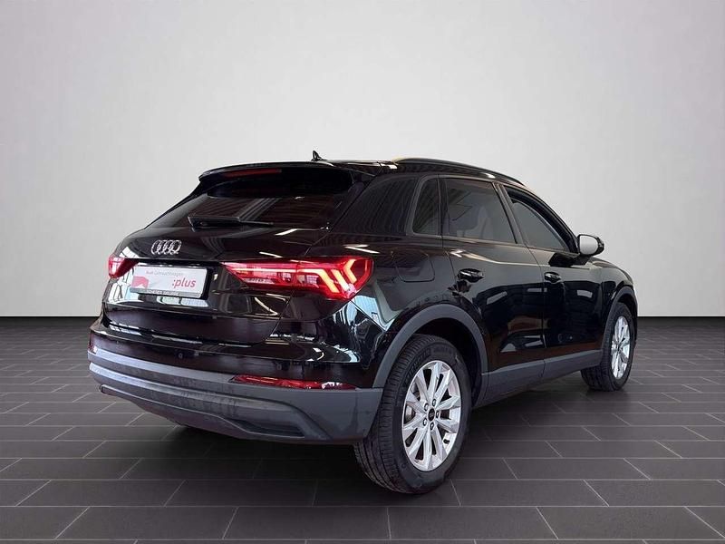 Second-hand Audi Q3 Business 150 CP (110 kW) 2022 Negru SUV