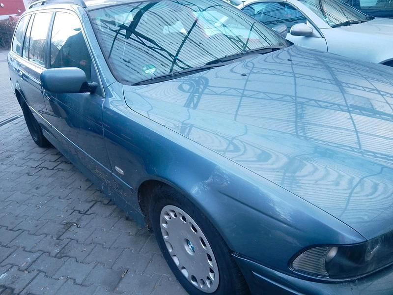 Gebraucht BMW 525 193 PS (141 kW) 2001 Grau Kombi